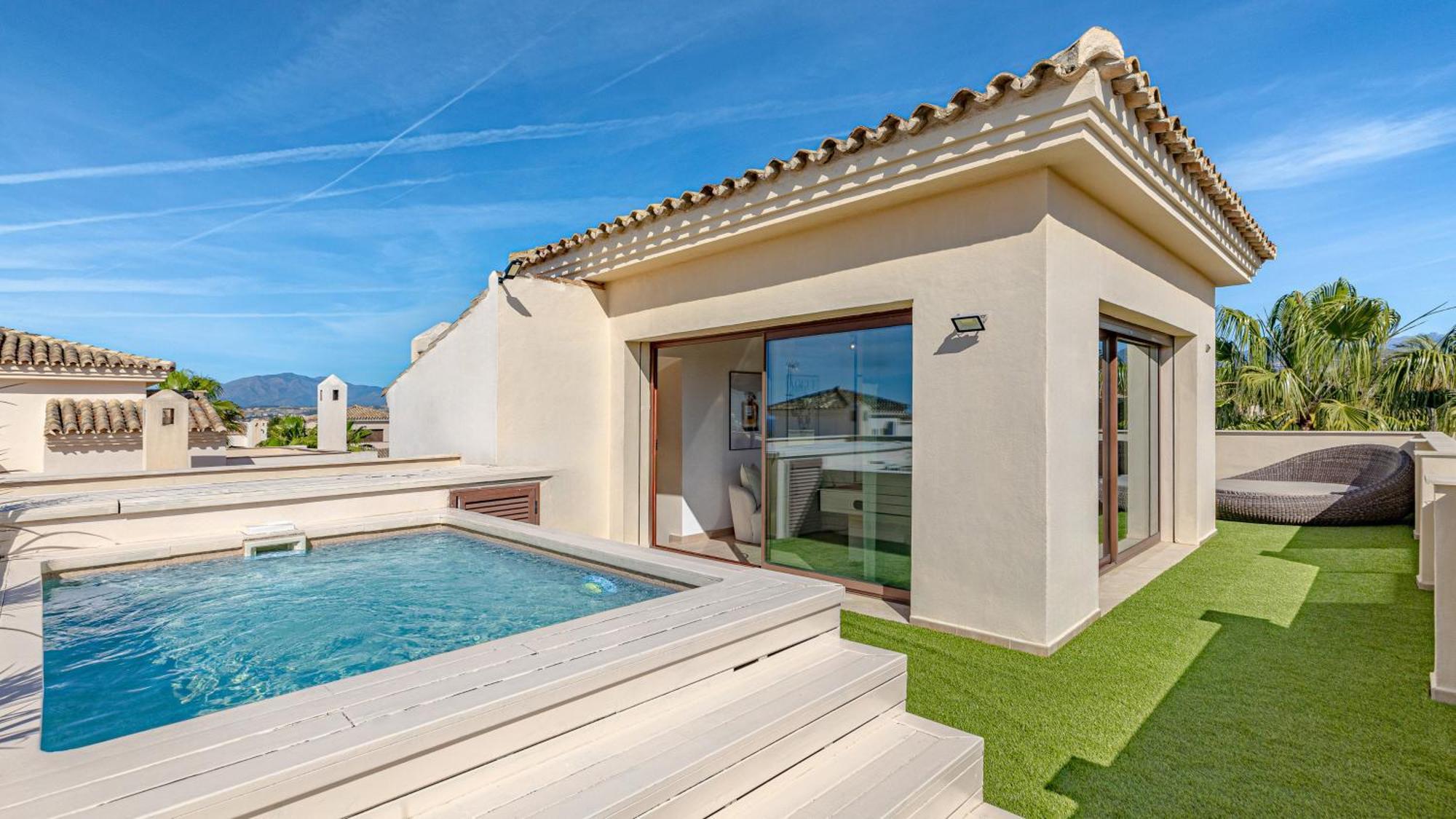 Ferienwohnung Vacation Marbella I Private Heated Swimming Pool, Walking Distance To Puerto Banus, Security 24-7, Bbq, Wifi Exterior foto