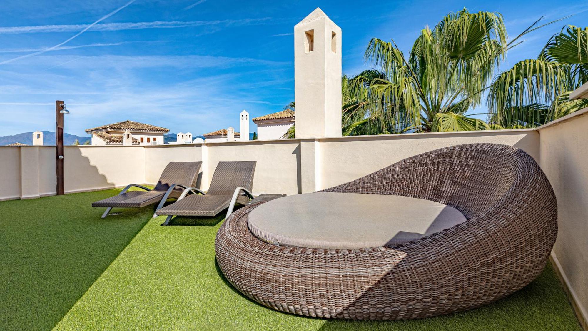 Ferienwohnung Vacation Marbella I Private Heated Swimming Pool, Walking Distance To Puerto Banus, Security 24-7, Bbq, Wifi Exterior foto