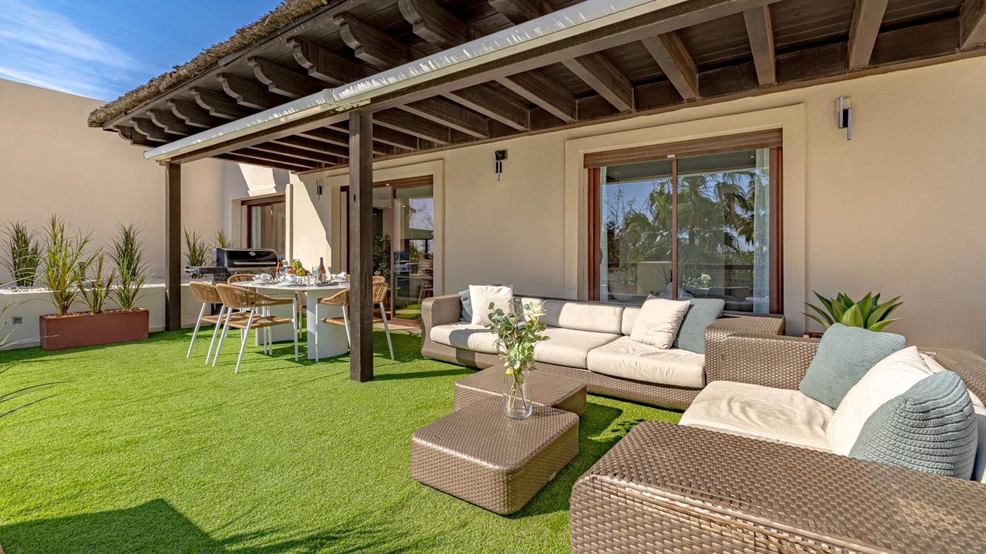 Ferienwohnung Vacation Marbella I Private Heated Swimming Pool, Walking Distance To Puerto Banus, Security 24-7, Bbq, Wifi Exterior foto